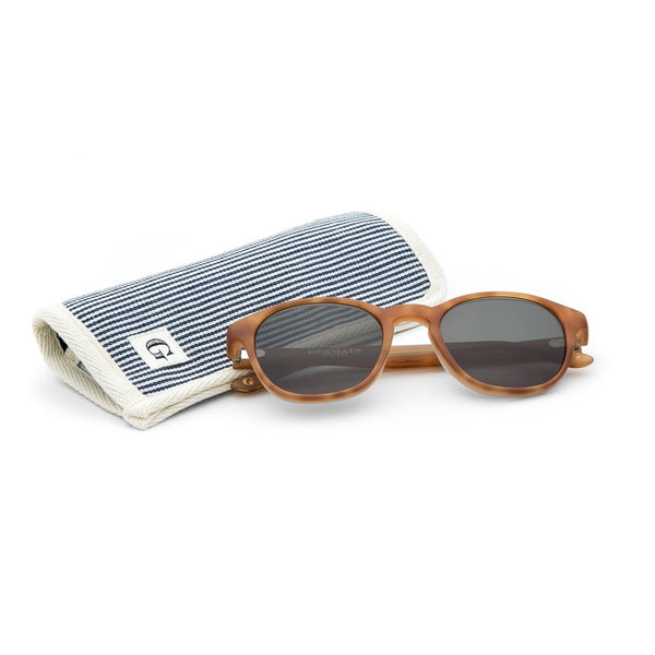 LIGHT BROWN SUNGLASSES