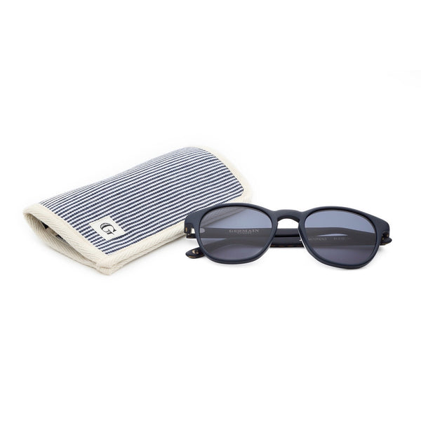BLUE SUNGLASSES