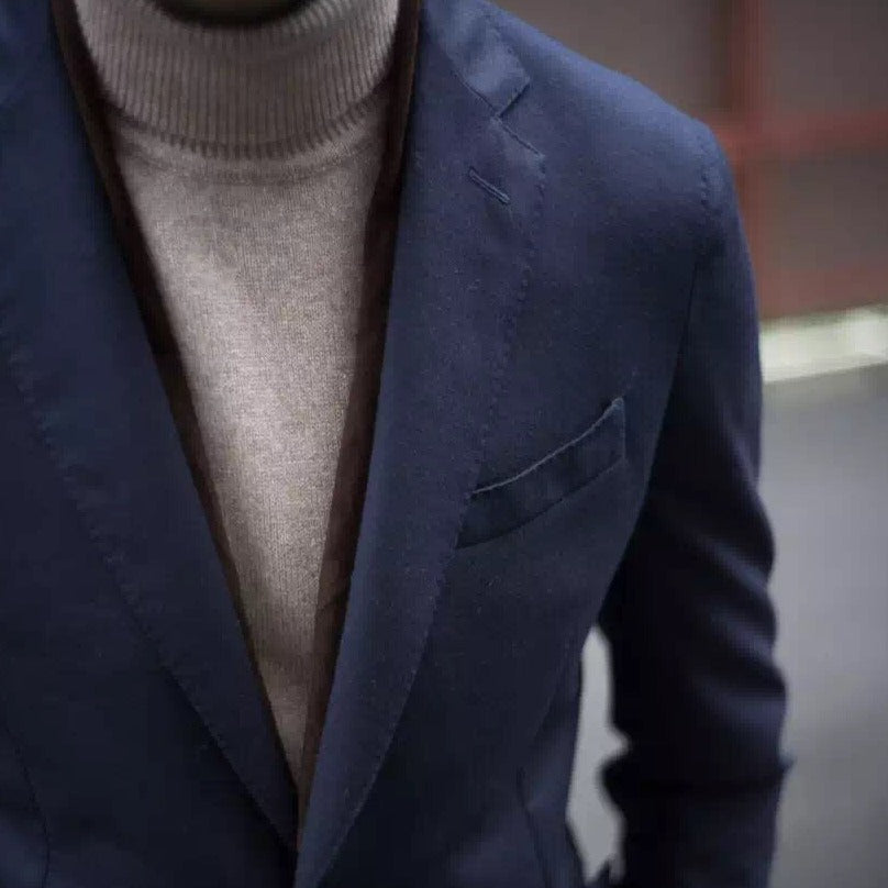 CASHMERE ROLL NECK